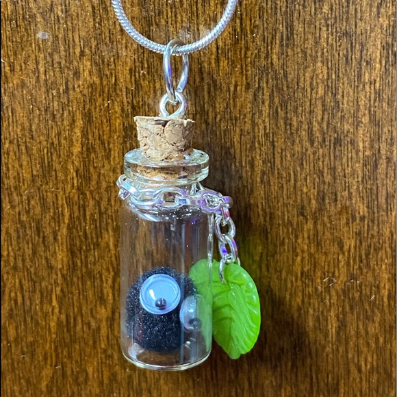 Soot sprite neclace - Picture 1 of 3